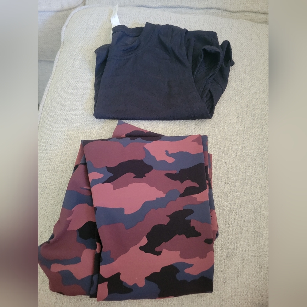 Lululemon Cropped tank and wunder train leggings